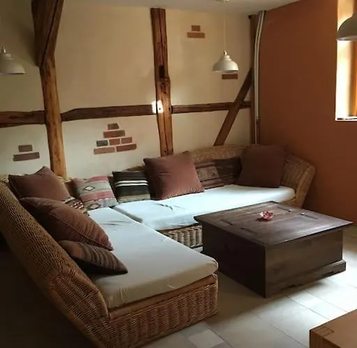 Haus Der Erwachenden Erde *